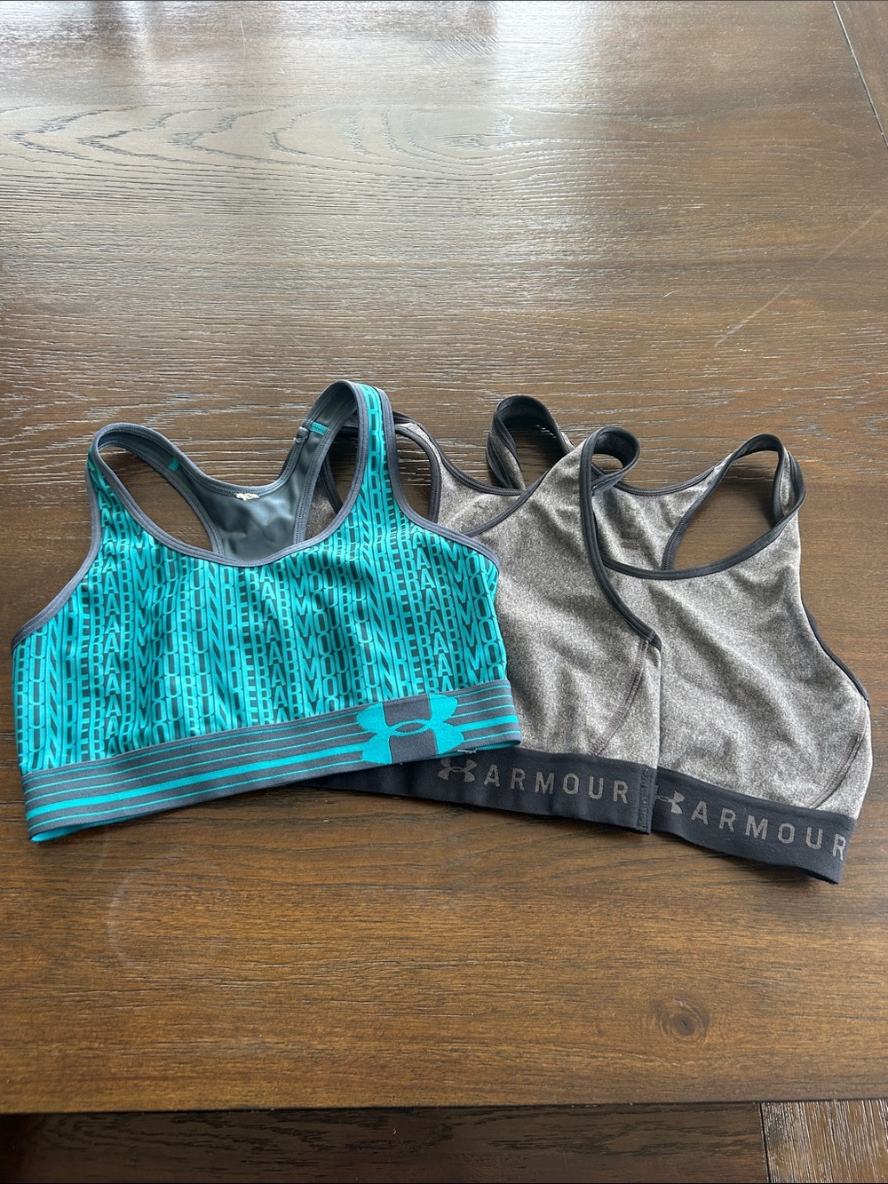 Under Armour set of 3 sports bra